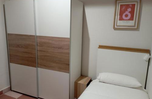 Habitaciones con baño propio y zonas compartidas - Foto 3