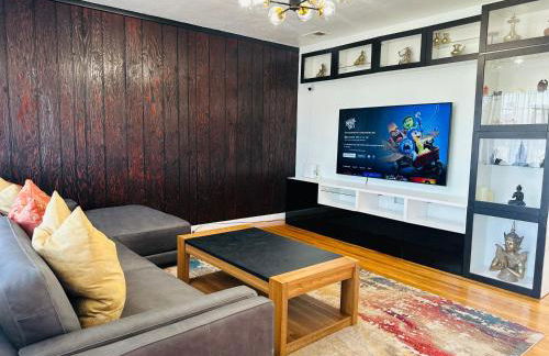 Hayward Home - Foto 1