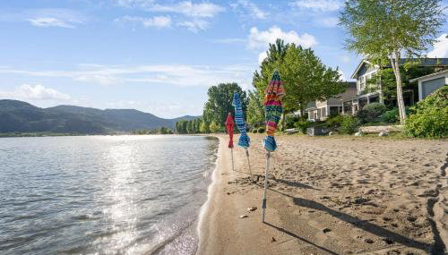 Oasis Cottage- Waterfront experience without the expensive fee! - Foto 2