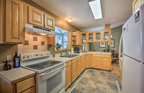 Montana Home on 5 Acres Near Lake Koocanusa! - Foto 2