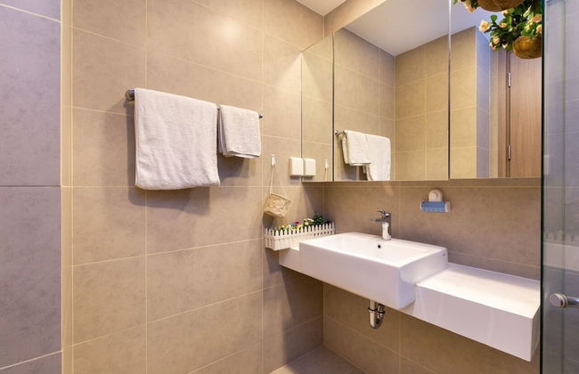 Sunny Saigon Apartments & Hotel - Photo 56