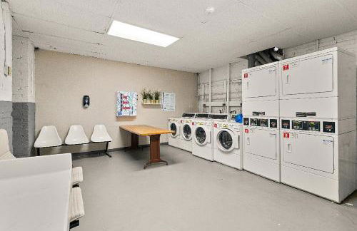 Serene Nordic Escape Close to Yale - Photo 24