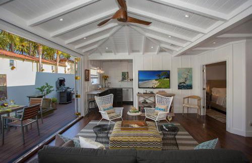 The Cottage at West Beach by Paradise Retreats - Photo 1