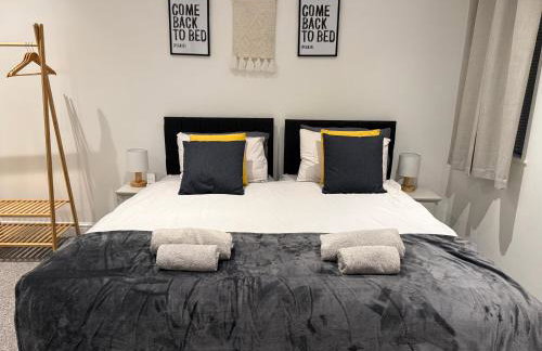 Spacious John York House & Parking - Foto 19