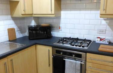 Fabulous 2 bed apt 10 mins from City Centre - Foto 8
