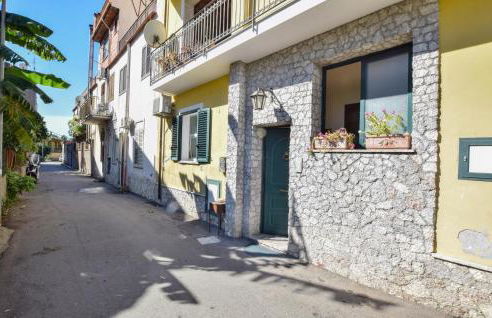 Amazing Apartment In Trappitello - Foto 9