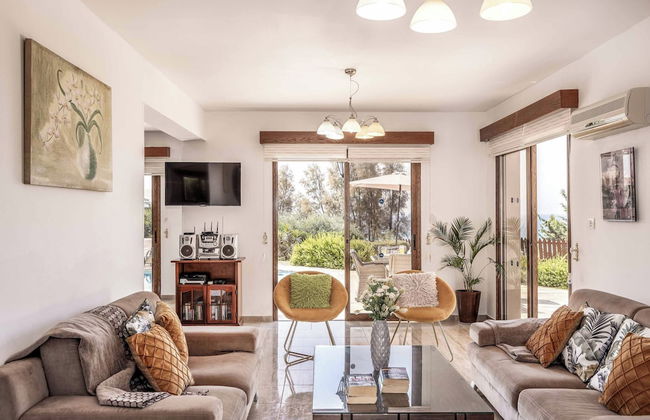 Villa Hermis - Photo 2