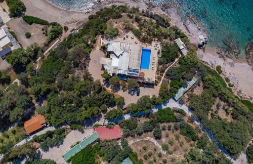 Black Diamond Beachfront Pool Villa Pasithea in Sounio, Athens - Foto 50