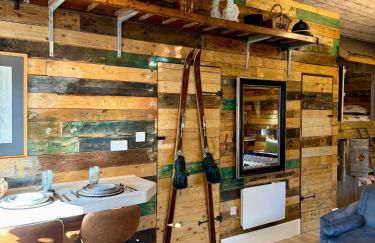 Willow Court Farm-Studio North & Petting Farm, 8 mins from Legoland & Windsor, 15 mins from Lapland UK - Photo 5