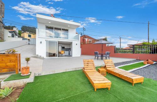 Brand new private modern apartment with Patio and Sea View - Photo 38