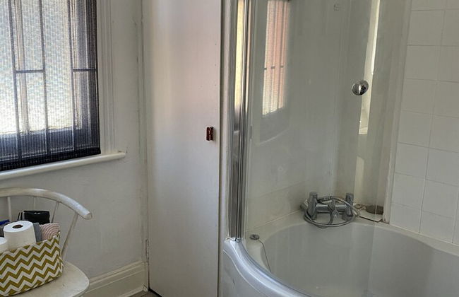 Stunning 2-bed Apartment Above Schooners Bar - Foto 22