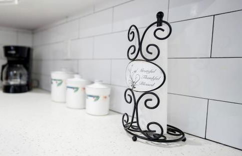 Cozy Tampa Getaway, 2 Bedrooms, minutes from Downtown & Busch Gardens - Foto 8