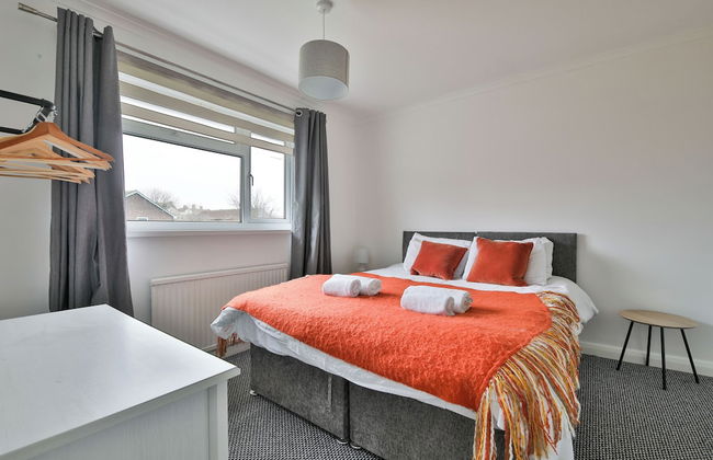 3 Bed House with Private Parking - Foto 15