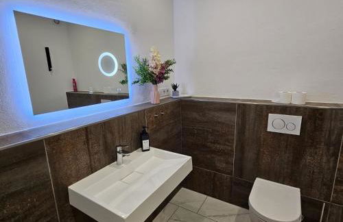 Stilvolle Wohnung mit Blick und Selbst-Check-in - Foto 14