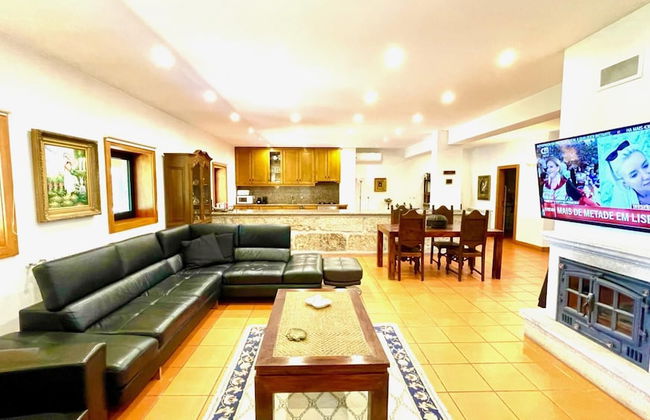 Stunning Villa Portugal Private Pool Diving Board - Photo 22