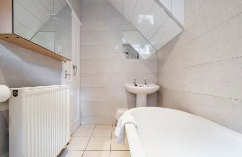 Cosy Flat,Great Location&Parking - Foto 2