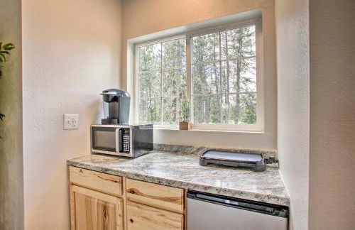 Nine Mile Falls Hideaway Scenic Retreat on River - Foto 12