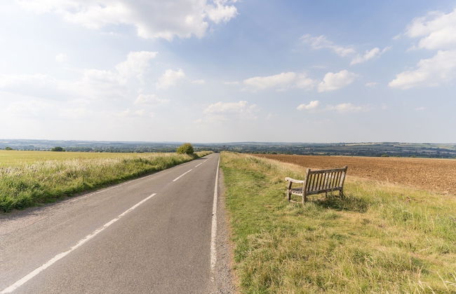 Stunning 2 Bed Cottage in Fordwells - Foto 28