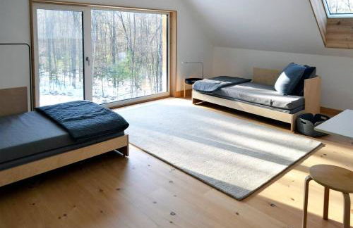 Modern Mountain Retreat - Foto 10