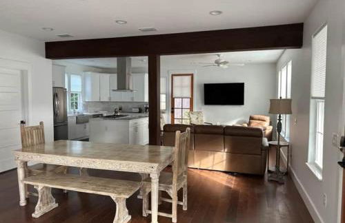 Gator Grove - Colonial House - Brand New Build! - Photo 5