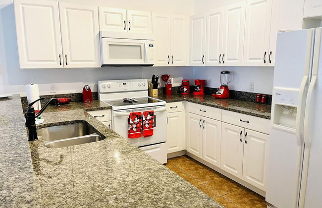 Huge Screened Patio That Overlooks Lake Buck, Near Famous Attractions!! - Foto 4