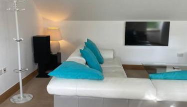 Luxury Studio Loft with Car Charging Point - Foto 4