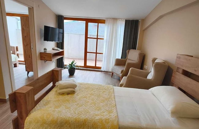 Hotel Majestik - Photo 31