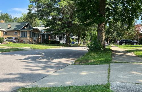 Super close to Cleveland Clinic Fairview Colibri - Foto 19