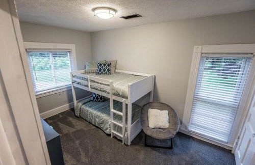 Lakeside Vineyard Farmhouse - Foto 41