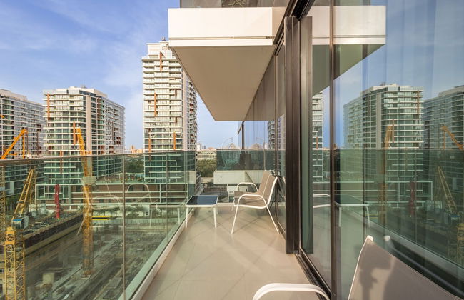 SuperHost - Chic Modern 1BR Apt Retreat with City View - Photo 26