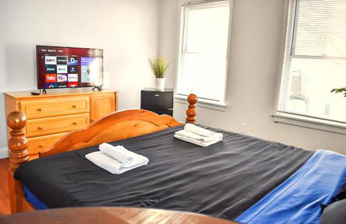 Spacious Cozy Retreat, Sleeps 10, Near NYC & EWR - Foto 15