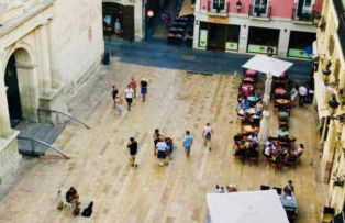 Boutique Apartment by the Sea - Photo 1