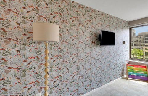 Large 3 bedroom Family Suite, Private Balcony, 5 min to DCA, Gym, Pool and more! - Foto 10