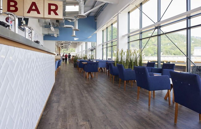 Surf Snowdonia - Foto 1