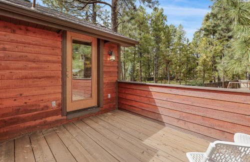 Bluebird Song Prime Flagstaff Location Outdoor Retreat with Fenced Yard and Firepit - Foto 21
