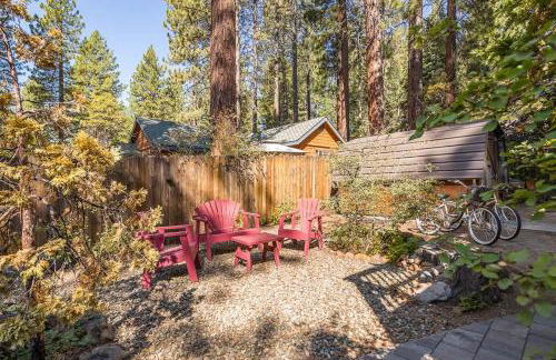 The Gingerbread Cottage - Photo 30