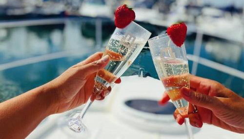 Y-Knot-Two Bedroom Luxury Motor Boat In Lymington - Foto 3