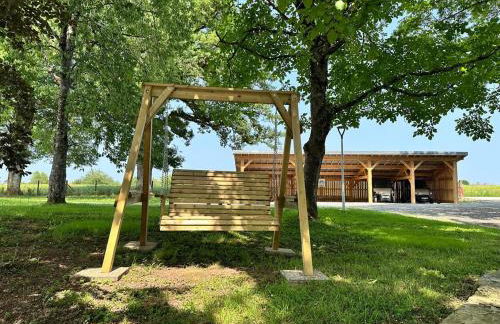 Le Gland - Cabane isolée au bord de l'eau & pêche - Foto 9