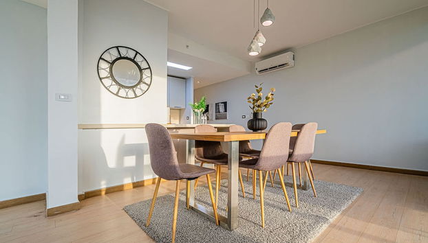 w Prestigious 2BR w Perfect Balcony View - Foto 3, Habitación