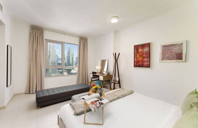 Maison Privee - Exclusive Apt w/ Direct Burj Khalifa Views - Photo 2