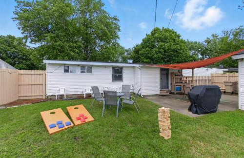 The Huddle & Hangout - 3 Bedroom House Close to ND - Foto 10