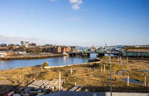 The Sanctuary- Short Walk to Hamworthy Beach and Park - Photo 2