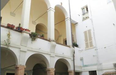 HEART OF SPOLETO Vacation Residence - Photo 27