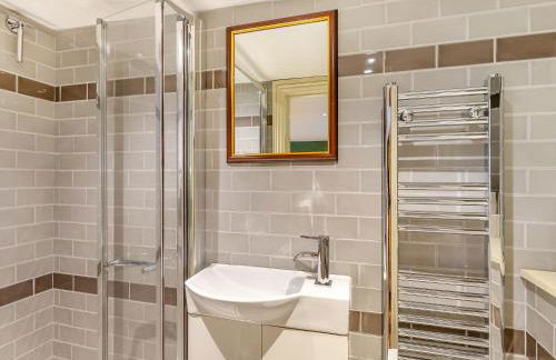 Hook & Hatchet - Uk48201 - Foto 21