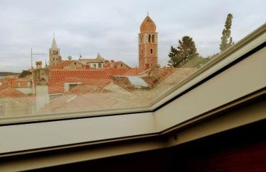 LUX attic old town Rab - Foto 36