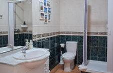 Spacious Apartment near Porto de Mos Beach, Lagos. - Photo 20