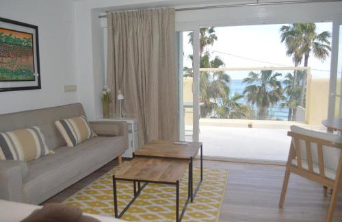 Espectacular Suite Privada a pie de playa y mar en CHALET ROQUETES - Foto 53