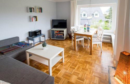 Seeblick II - gemütliche 60qm - ganzes Haus - 50m zum Naturstrand - mit Terrasse und großem Garten - Foto 4