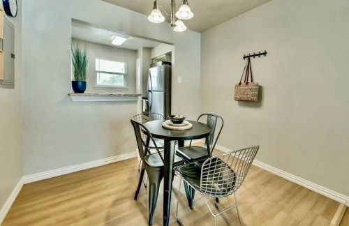 Global Cup The Art Deco and Arboretum Tickets Included - Foto 17