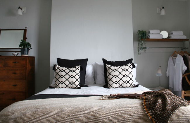 Beautiful 6-bed - Sleeps 12 - Stunning Views - Photo 9